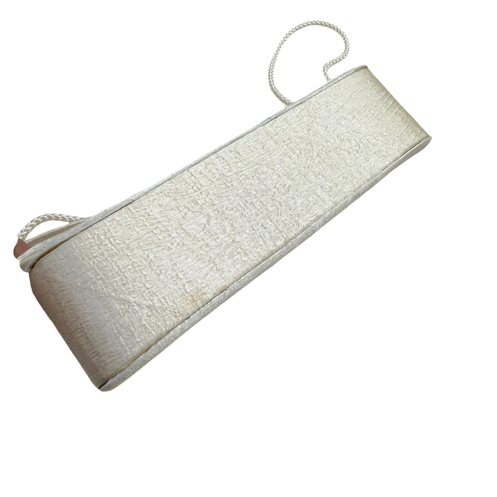 Elegant Ivory Embroidered Clutch Handbag Shoulder Bag - Picture 6 of 6